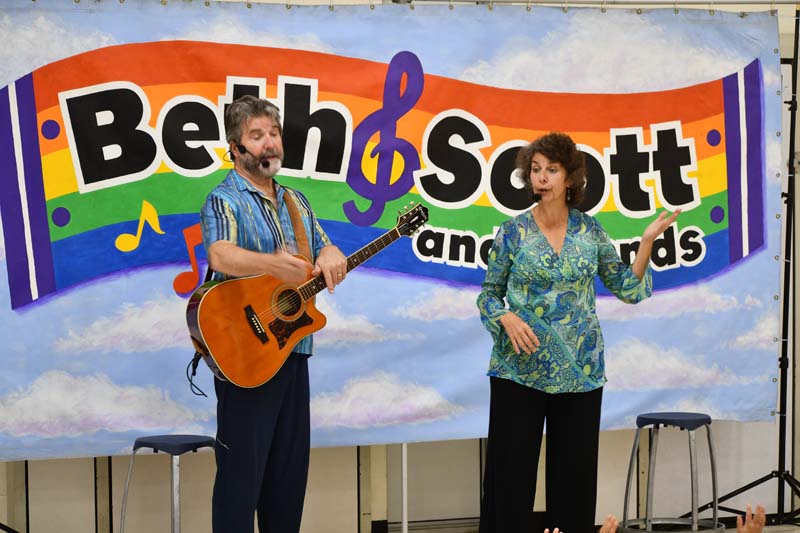 Beth and Scott performing