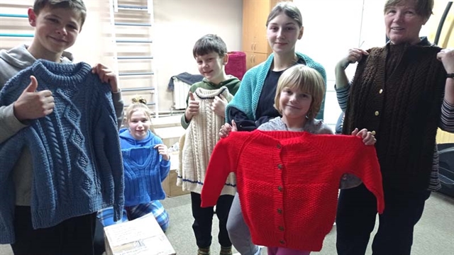 children in Ukraine with gifts
