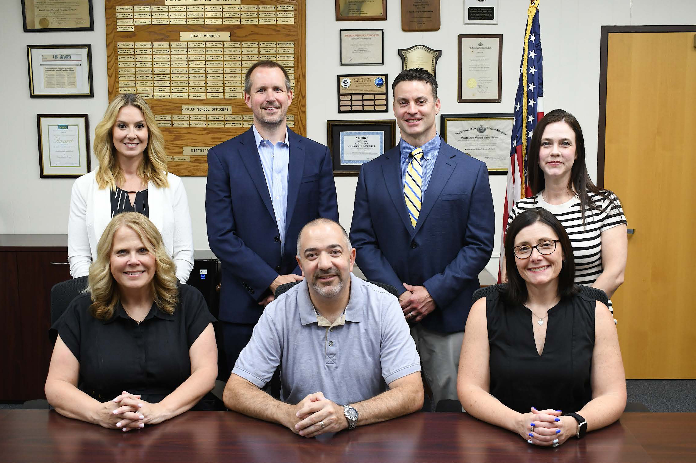 Board group photo.