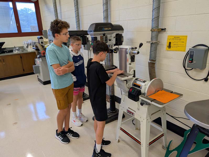 Students in technology class