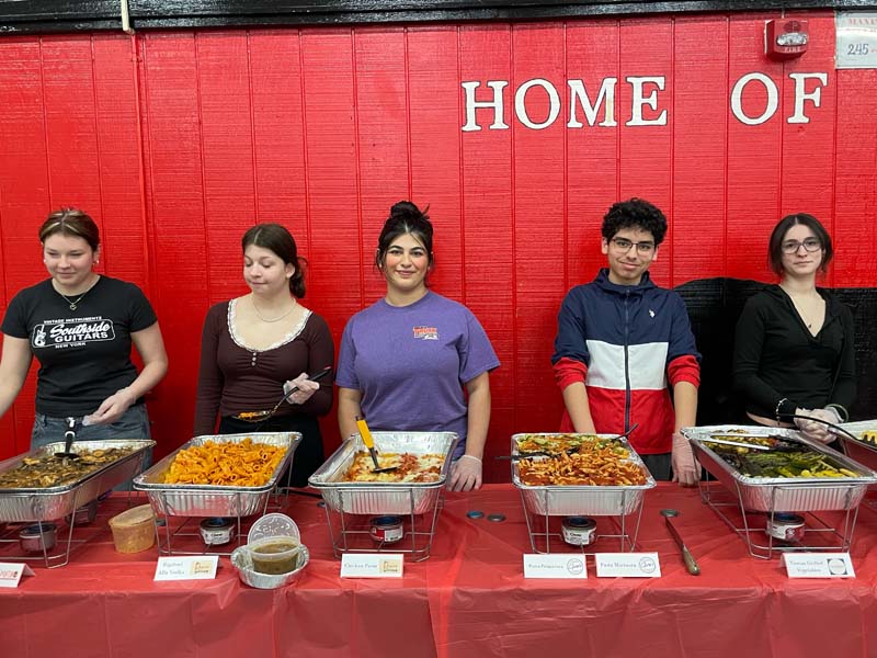 students serving food