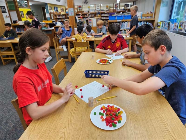 children working in class