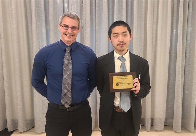 Mr. Synder and Heng Ye