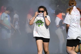 girl running