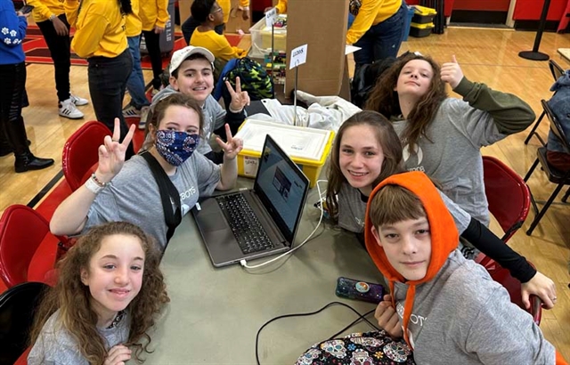 Middle School robotics club