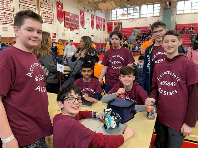 Middle School robotics club