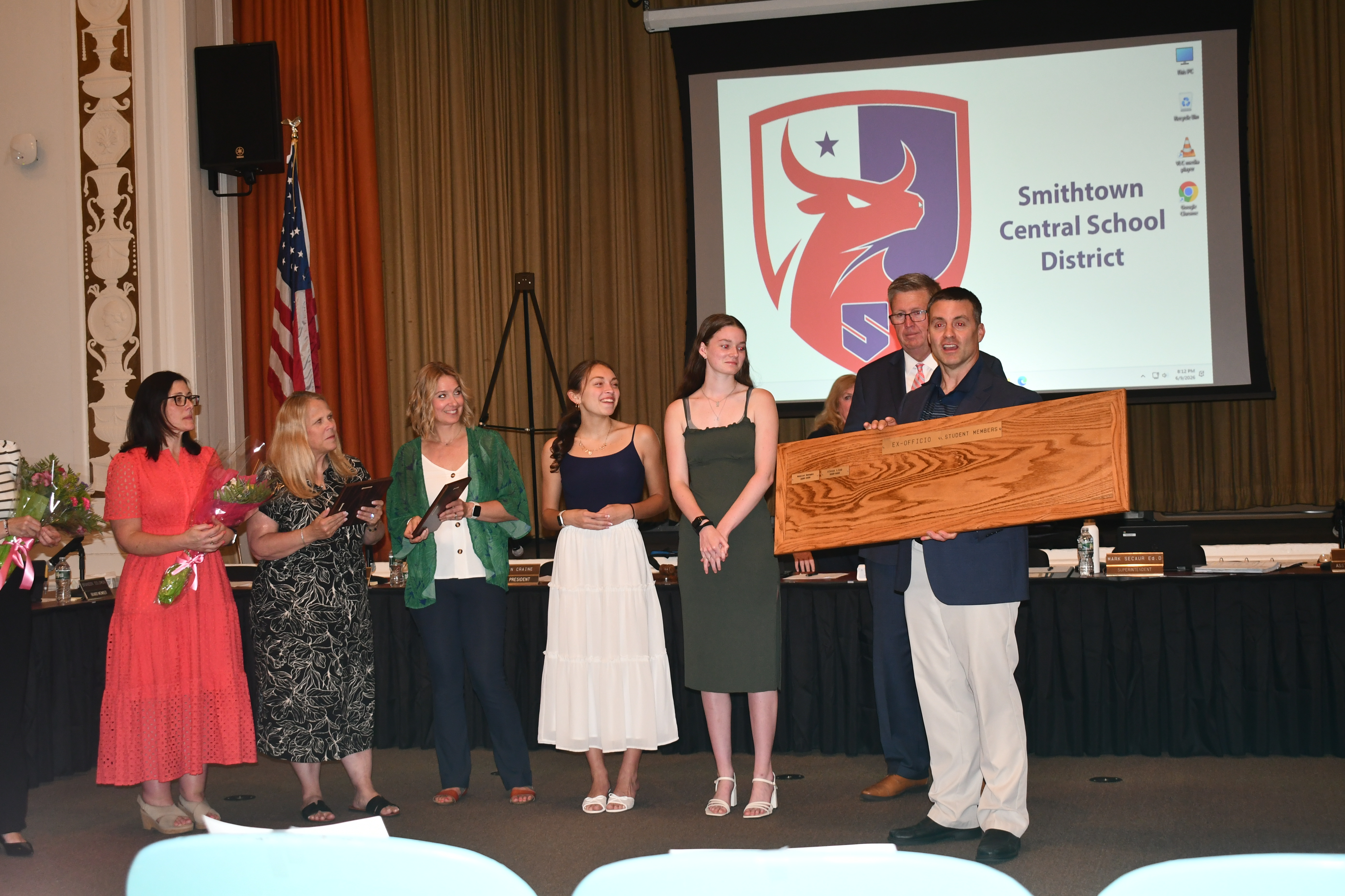 BOE presentation group picture
