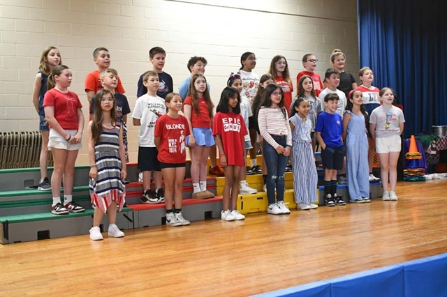 Chorus singing
