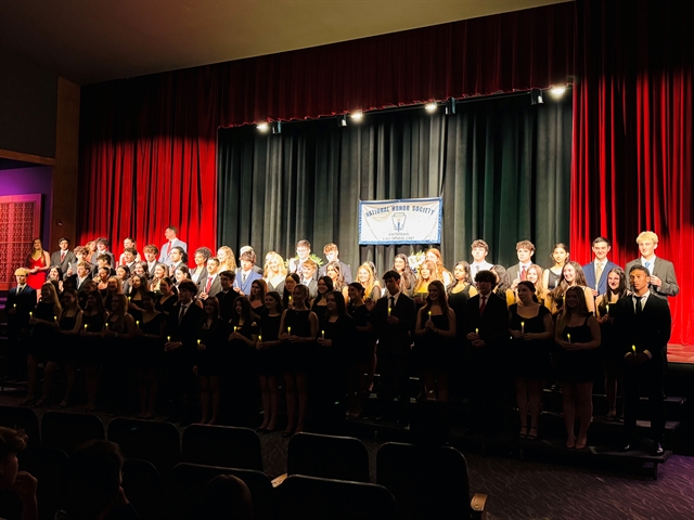 honor society students on stage