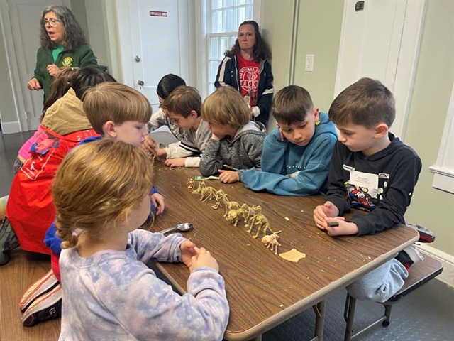 Students at Sweetbriar Nature Center
