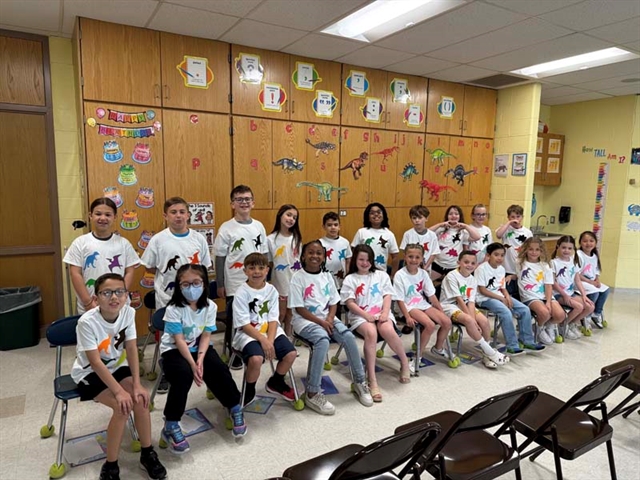 class room picture of children