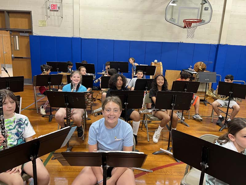 students smiling for picture