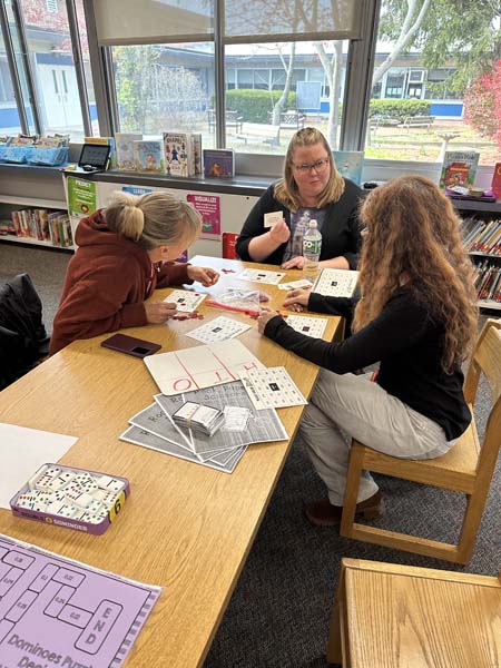 Teachers learning new math exercises