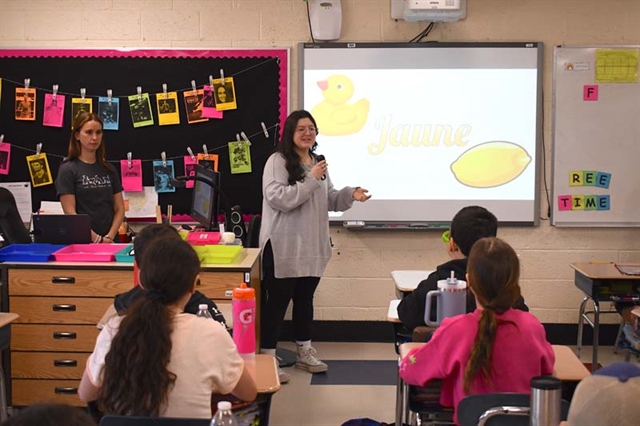 HSW students teaching different languages to elementary students