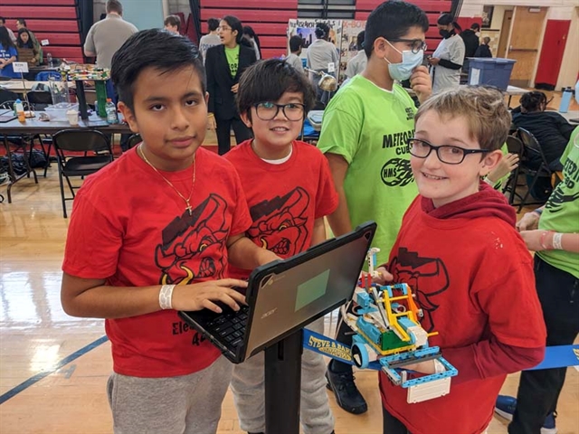 Middle School robotics club