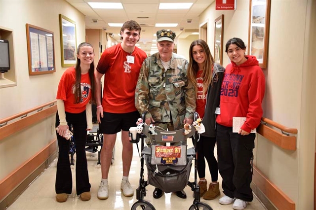 Students with Veteran