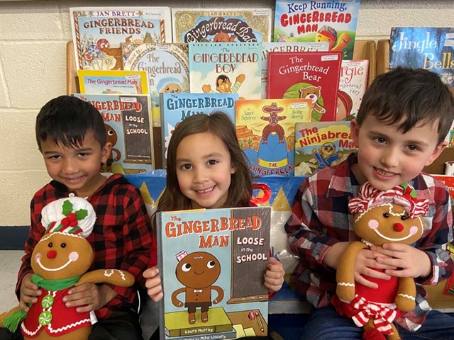 Students smiling for picture