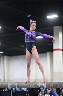 Angelina jumping