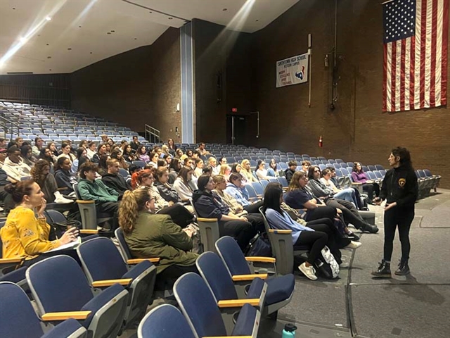 Dr. Rapkiewicz speaking to students