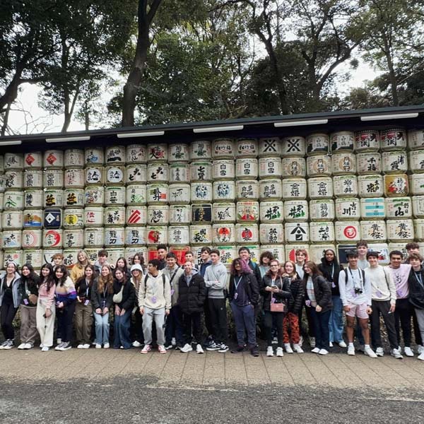 Group photo of students in Japan