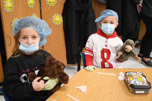students at teddy bear clinic