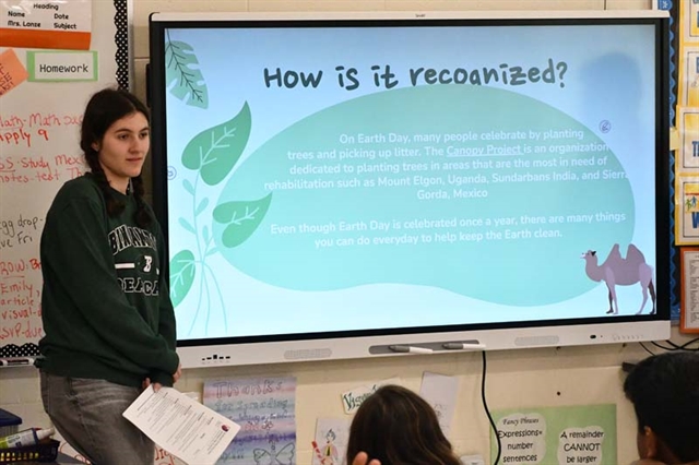 High School students teaching younger students